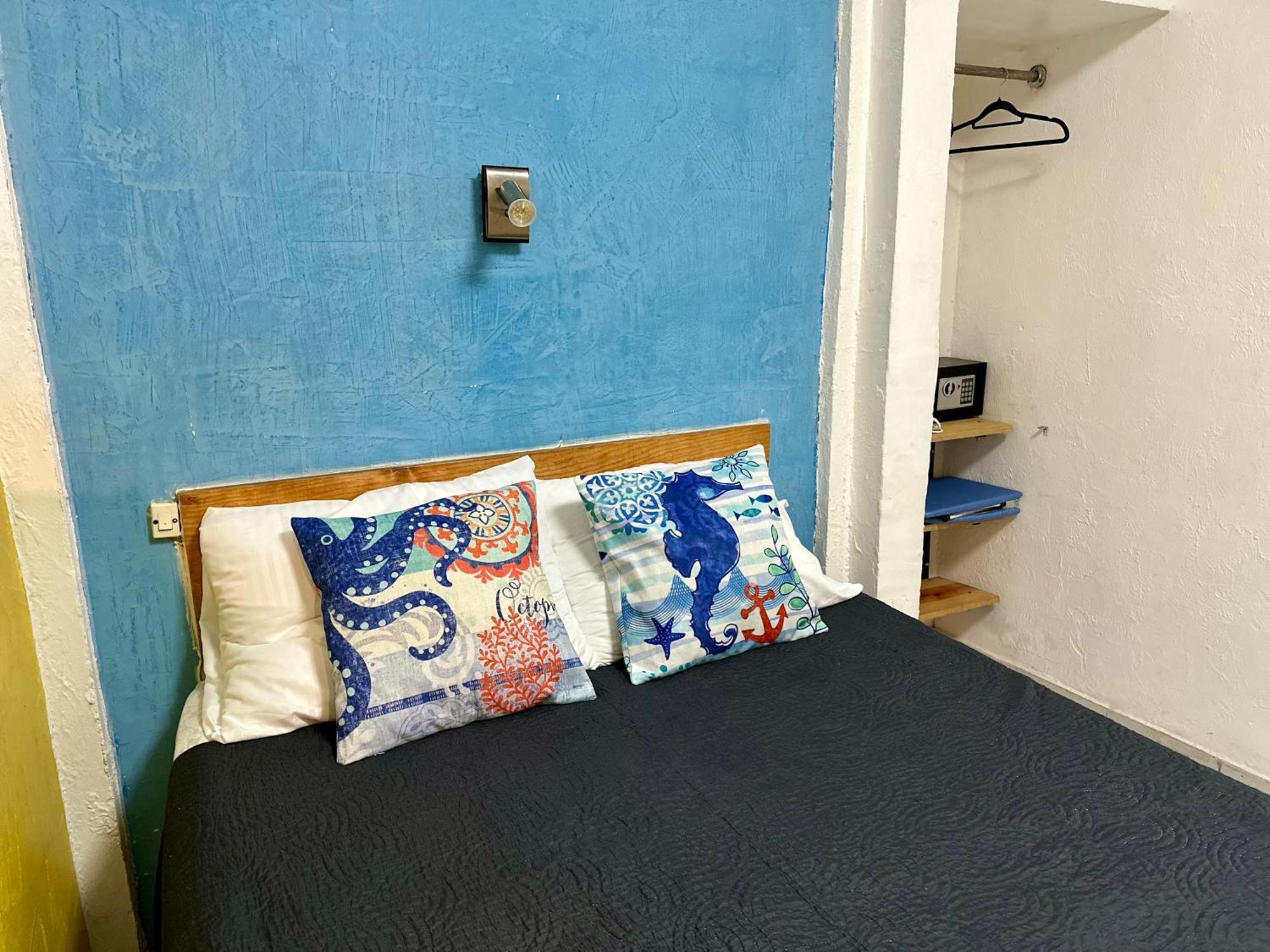 Suites Brisa Marina - Atras De Playa Regatas Y El Malecon, 6 Calles Del Acuario เวราครูซ ภายนอก รูปภาพ