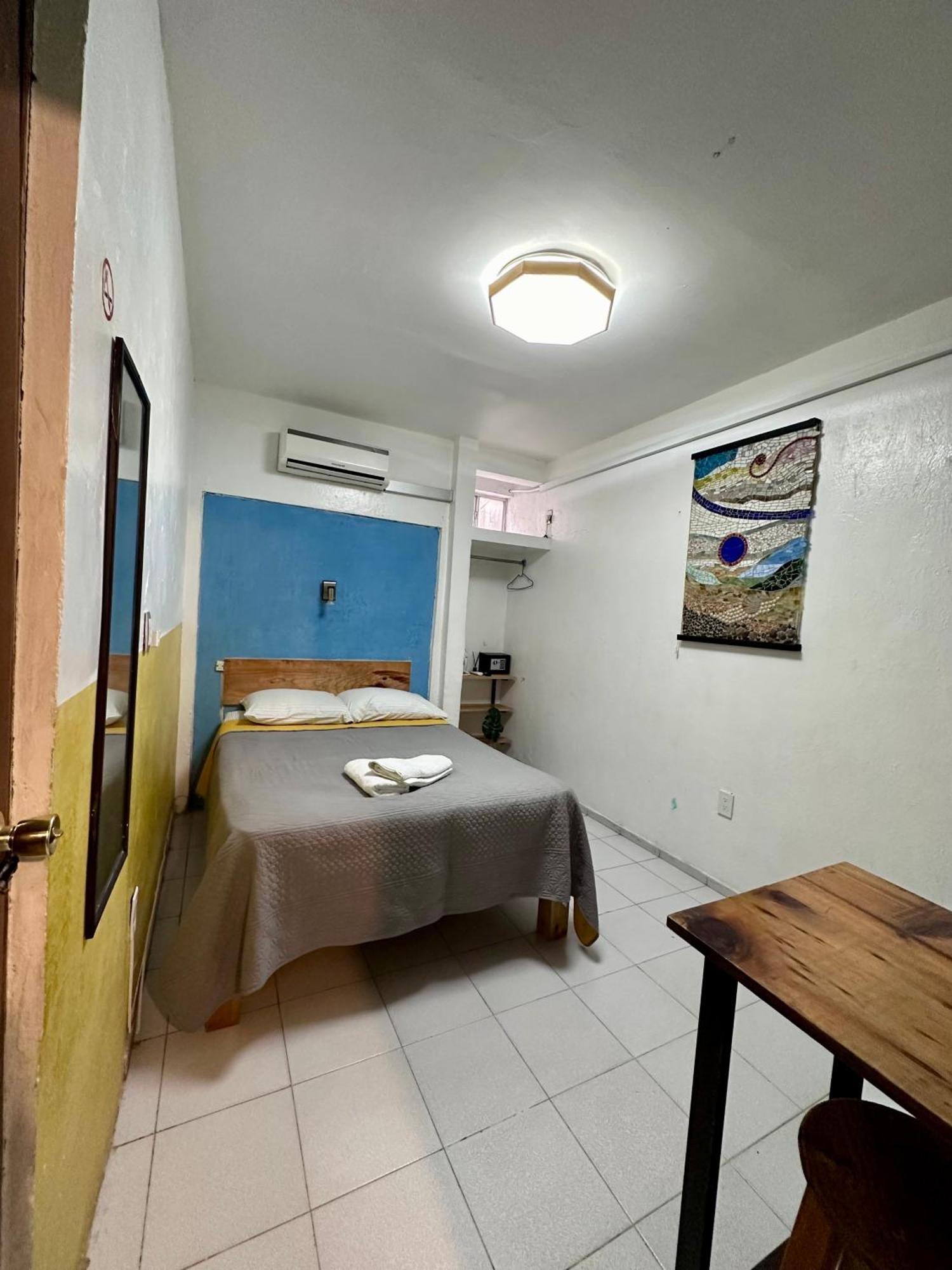 Suites Brisa Marina - Atras De Playa Regatas Y El Malecon, 6 Calles Del Acuario เวราครูซ ภายนอก รูปภาพ