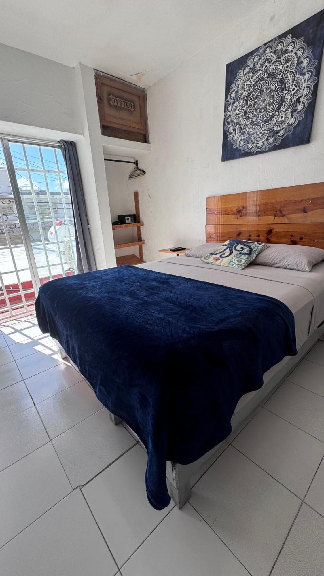 Suites Brisa Marina - Atras De Playa Regatas Y El Malecon, 6 Calles Del Acuario เวราครูซ ภายนอก รูปภาพ